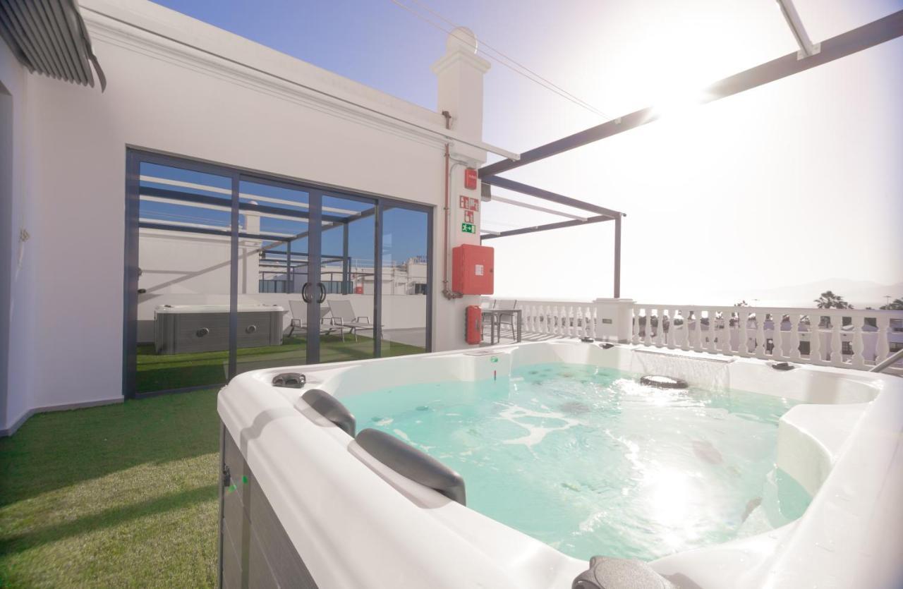 Atlantico Plaza Suite 6A - 2 beds - 2 baths Puerto del Carmen  Esterno foto